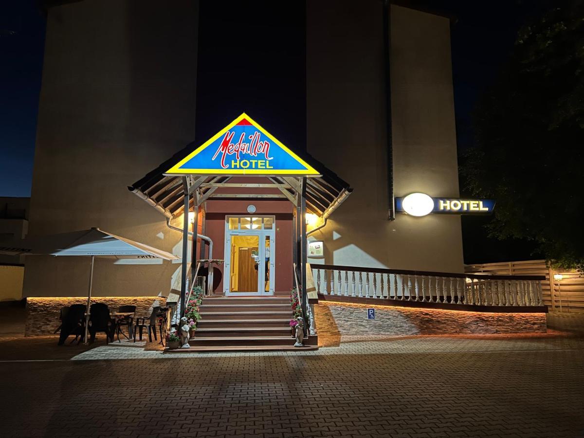 勋章酒店 马格德堡 外观 照片